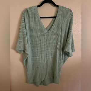 EUC mint green sweater